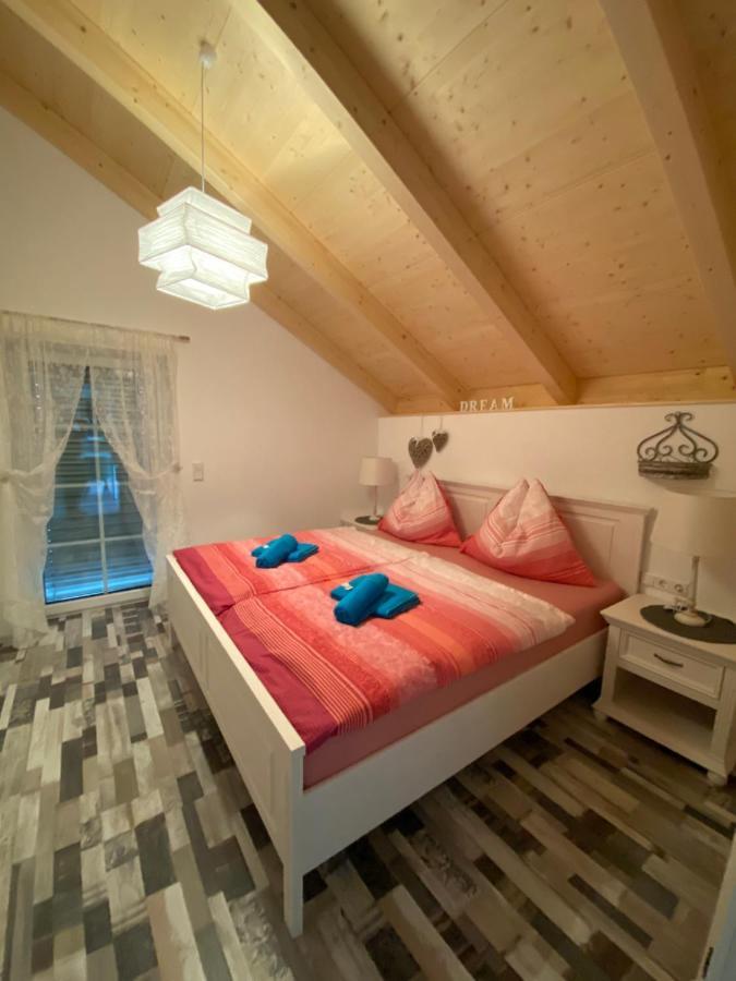 Apartments Edelweiss & Enzian - Gaestehaus Zum Fuchs Hermagor-Pressegger See Bagian luar foto